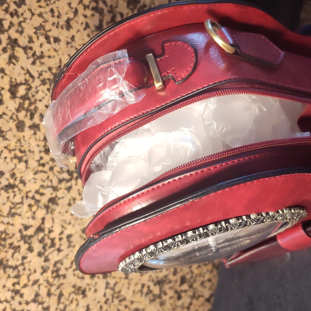 Diophy Red Backpack with Clock Design - Picture 5 of 8